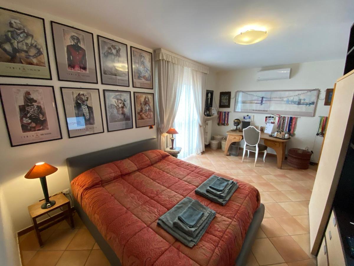 Stanza Con Vista Mare Apartment Bari Luaran gambar