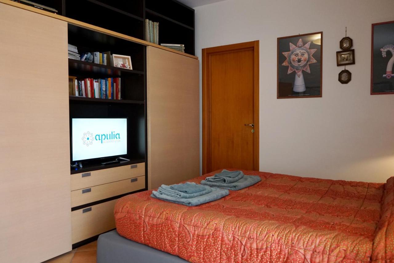 Stanza Con Vista Mare Apartment Bari Luaran gambar